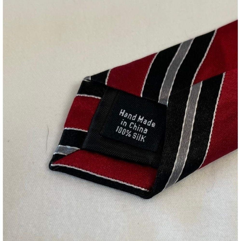 Stafford Mens Necktie Red Black Silver Striped 100%‎ Silk Tie - Picture 4 of 6